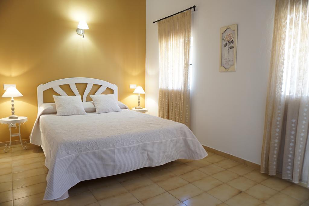 Apartments Campanitx - Astbury Formentera Es Caló Habitación foto